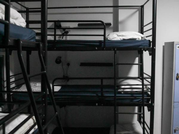 Onefam Waterloo 18-36 years old : photo 10 de la chambre lit dans dortoir mixte de 9 lits