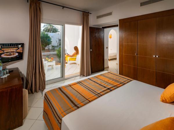 Monarque Club Rivage - VV : photo 3 de la chambre chambre familiale standard