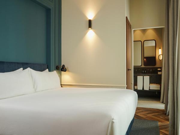 Mercer Plaza Sevilla 5 GL : photo 1 de la chambre chambre deluxe