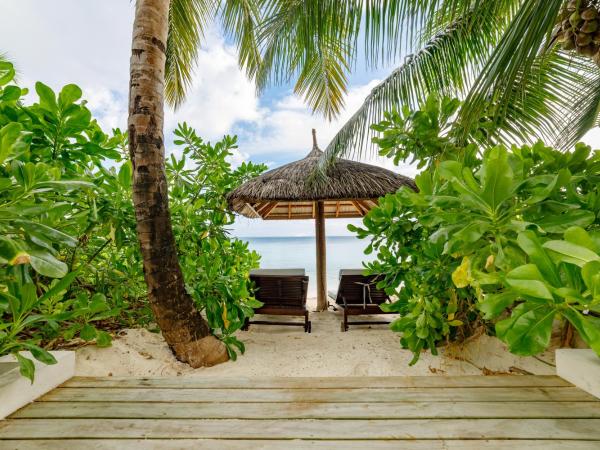 OZEN RESERVE BOLIFUSHI - Luxury All Inclusive : photo 3 de la chambre pavillon sunrise côté plage avec piscine - 2 chambres