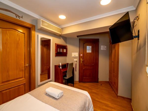 Hotel Monasterio Granada - Adults Only : photo 2 de la chambre chambre simple
