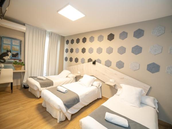 Hotel Monasterio Granada - Adults Only : photo 1 de la chambre chambre triple