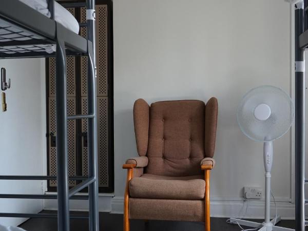 The Walrus Bar and Hostel : photo 3 de la chambre lit dans dortoir mixte de 4 lits
