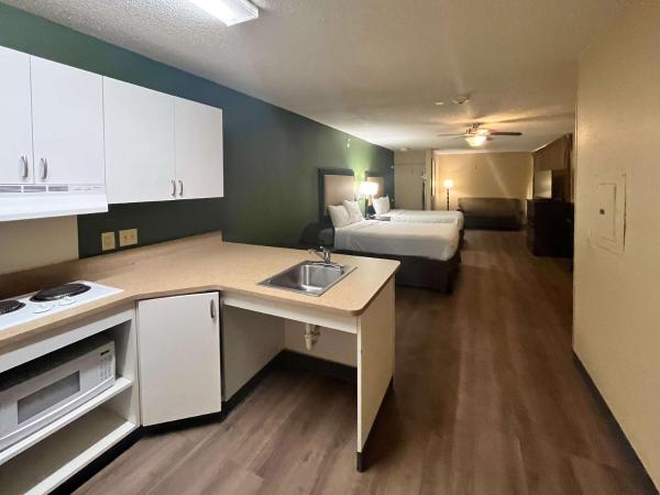 Studio 6 Memphis, TN East Memphis : photo 2 de la chambre suite lit king-size deluxe - non-fumeurs