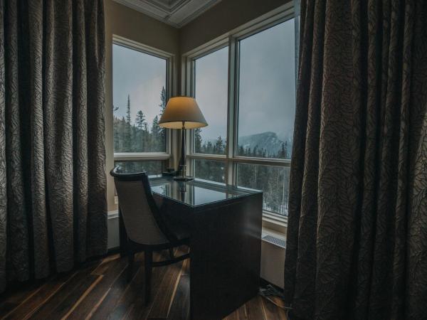 The Rimrock Resort Hotel Banff : photo 2 de la chambre chambre premium avec 2 lits queen-size - vue sur vallée 
