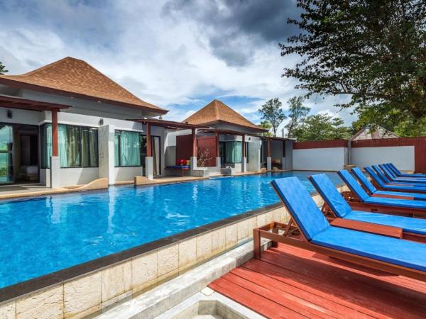Lanta Sand Resort & Spa : photo 3 de la chambre hébergement avec accès à la piscine – côté plage