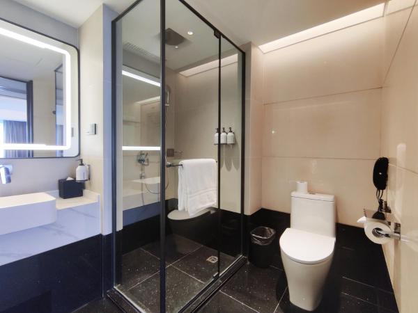 Swissôtel Shenyang : photo 5 de la chambre swiss select room with one king bed