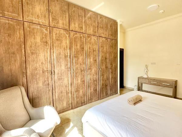 DARÏ : photo 5 de la chambre chambre double avec salle de bains privative