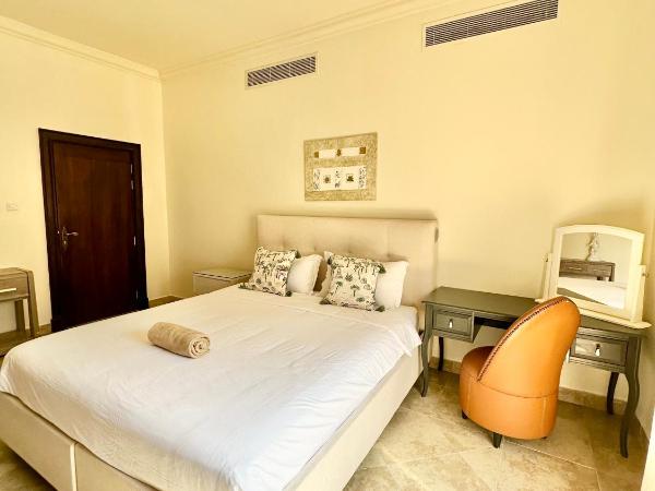 DARÏ : photo 2 de la chambre chambre double avec salle de bains privative