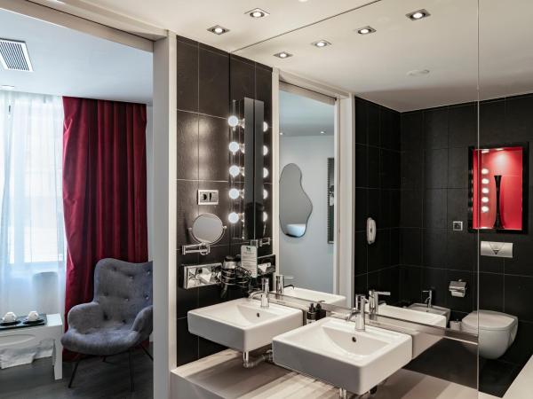 Vincci Vía - 66 : photo 4 de la chambre chambre double supérieure