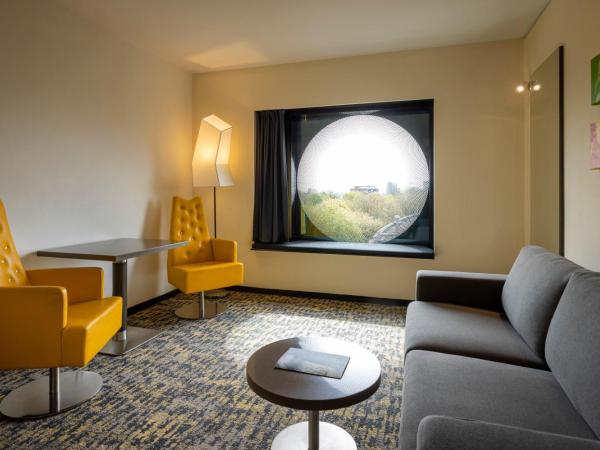 ARCOTEL Onyx Hamburg : photo 2 de la chambre suite junior