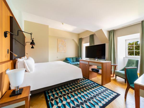 Sofitel Grand Sopot : photo 4 de la chambre suite junior avec un lit double