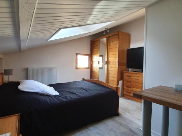 Chez Valou et Mika : photo 2 de la chambre chambre double