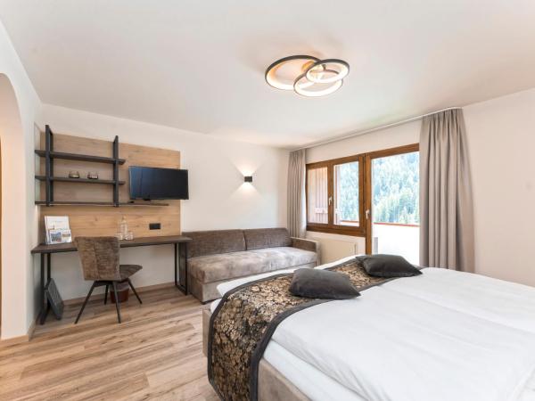 Hotel Romantica : photo 5 de la chambre chambre double avec balcon