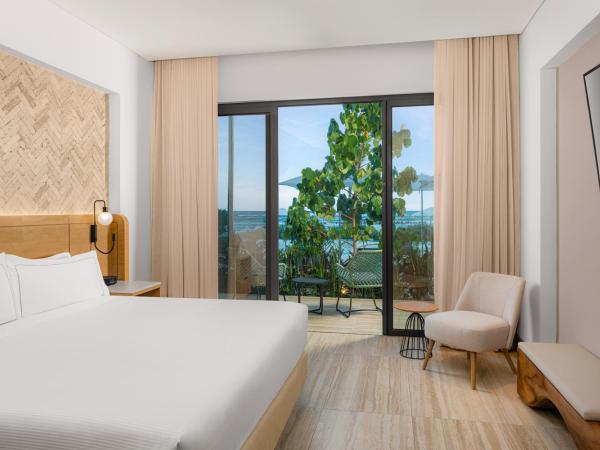 Hilton Tulum Riviera Maya All-Inclusive Resort : photo 3 de la chambre chambre lit king-size familiale - vue sur océan