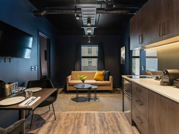 Abstract Hotel : photo 3 de la chambre two bedroom metro unit