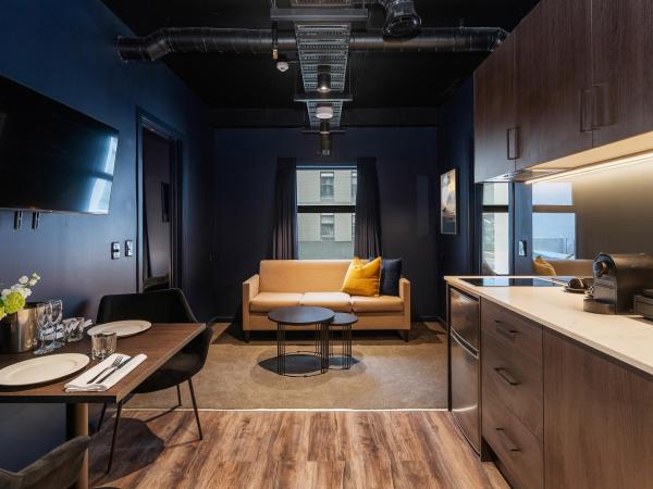 Abstract Hotel : photo 1 de la chambre two bedroom metro unit