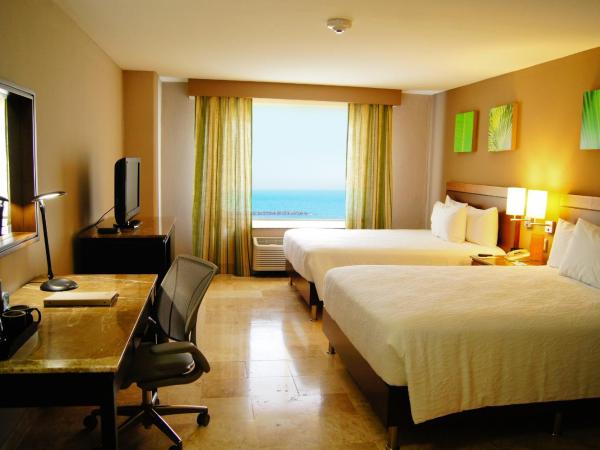 Hilton Garden Inn Veracruz Boca del Rio : photo 2 de la chambre chambre 2 lits queen-size - vue sur océan