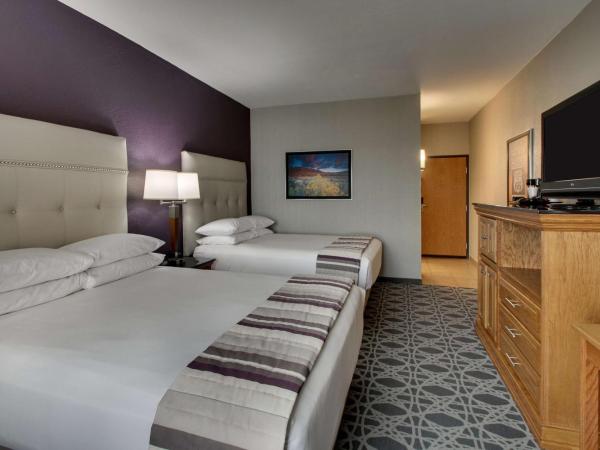 Drury Inn & Suites Albuquerque North : photo 4 de la chambre chambre deluxe avec 2 lits queen-size