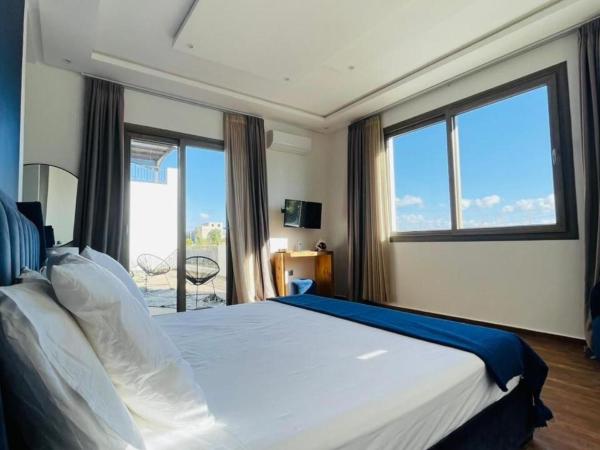 Cavanna Lodge : photo 4 de la chambre chambre double - vue sur piscine