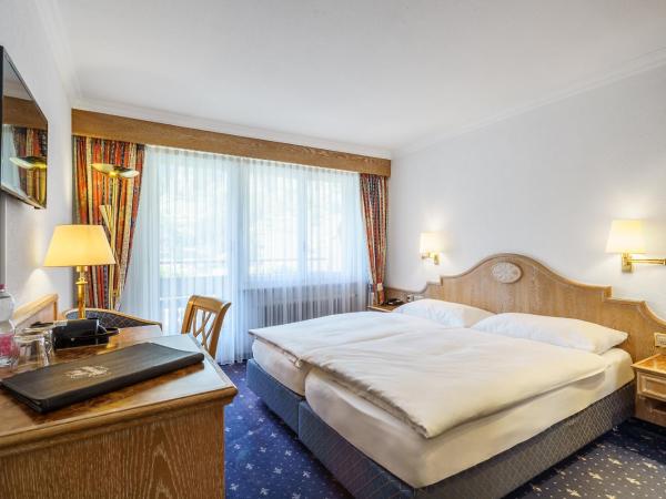 Hotel Alpenroyal : photo 9 de la chambre chambre double standard avec balcon ou terrasse