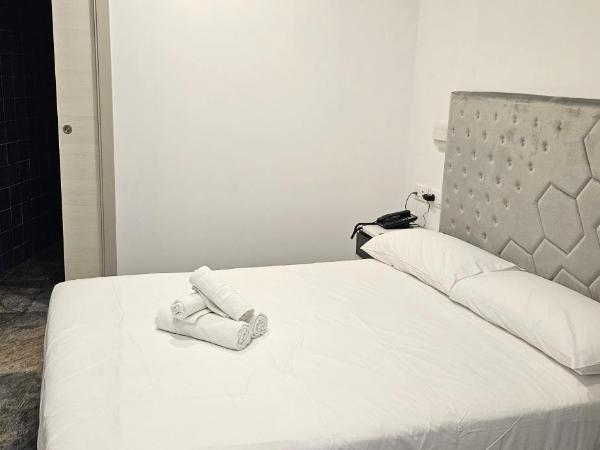 HOSTAL NERVION : photo 8 de la chambre chambre double