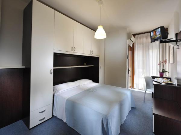 Hotel Danieli : photo 4 de la chambre chambre double ou lits jumeaux avec balcon