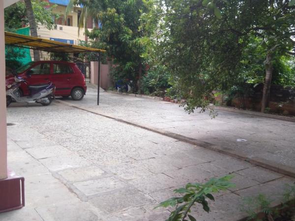 SIVA'S PARADISE : photo 7 de la chambre chambre double - vue sur jardin