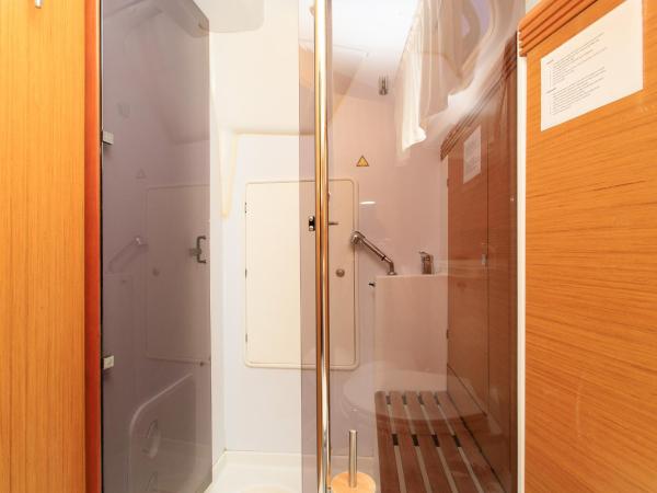 Salis - Jeanneau 39i : photo 2 de la chambre mobile home