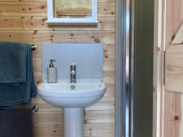 Shepherd's Huts in Barley Meadow at Spring Hill Farm : photo 8 de la chambre tente