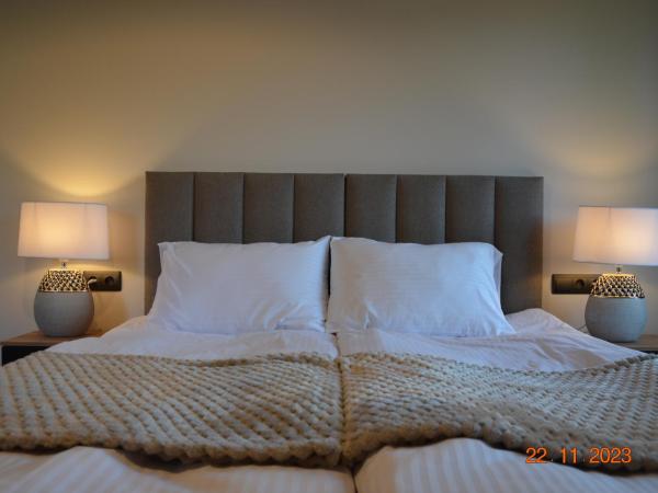 Arte Gdańsk : photo 8 de la chambre chambre triple deluxe