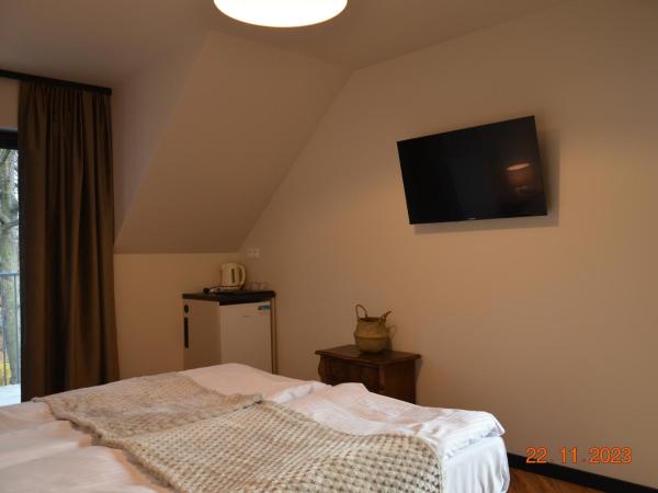 Arte Gdańsk : photo 5 de la chambre chambre double deluxe avec balcon