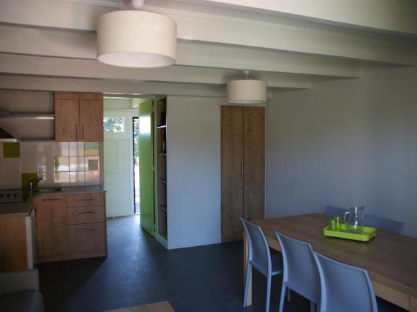 VVF Amboise Les Châteaux de la Loire : photo 10 de la chambre maison de vacances 1 chambre (5 adultes)