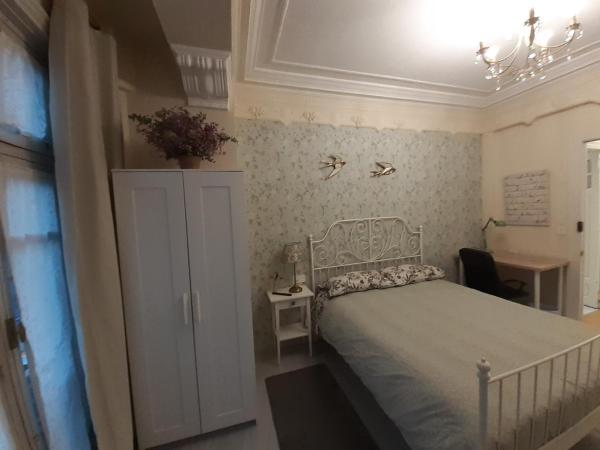 Uría 25 rooms : photo 2 de la chambre chambre double avec salle de bains privative