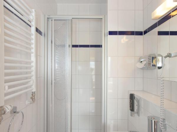 a&o Wien Stadthalle : photo 7 de la chambre chambre simple