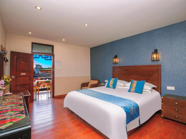 Wenjun Courtyard Hotel,3mins walk from Tonghuimen metro station ,located in the city center ,walking distance to many scenic areas, English-speaking service : photo 2 de la chambre ancient street view deluxe double room（free pick up service for 3 successive nights , free laundry service , free drinks ）