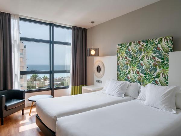 Vincci Málaga : photo 6 de la chambre chambre double ou lits jumeaux supérieure - vue sur mer