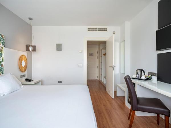 Vincci Málaga : photo 7 de la chambre chambre double ou lits jumeaux supérieure - vue sur mer