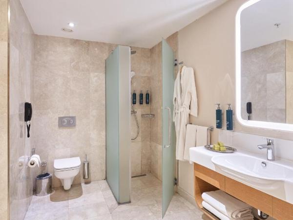 DoubleTree by Hilton Hotel Istanbul - Tuzla : photo 4 de la chambre chambre lits jumeaux