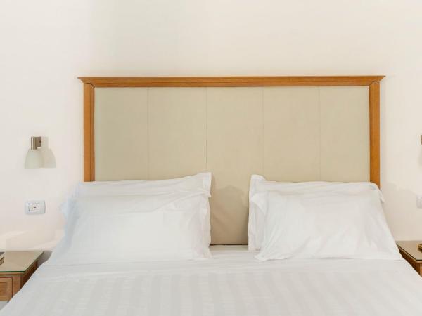 Hotel La Floridiana : photo 6 de la chambre hébergement supérieur deluxe avec balcon et vue sur mer - dernier Étage