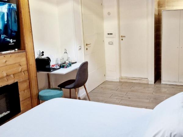 Comfort Zone Naples : photo 2 de la chambre chambre double de luxe avec baignoire spa 