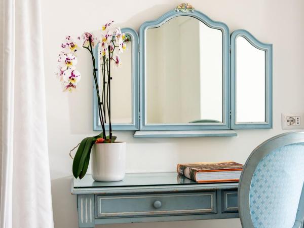 Hotel La Floridiana : photo 2 de la chambre chambre prestige - vue sur mer et terrasse