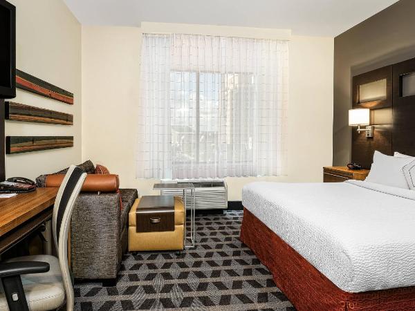 TownePlace Suites by Marriott San Antonio Downtown Riverwalk : photo 3 de la chambre studio lit king-size avec canapé-lit