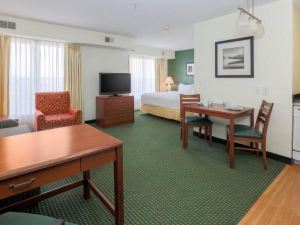 Residence Inn by Marriott Oklahoma City South : photo 1 de la chambre studio lit king-size