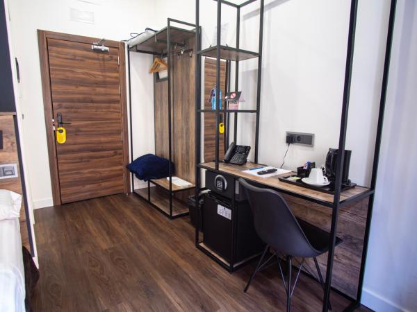 Hotel BH San Francisco Alicante : photo 9 de la chambre chambre simple standard