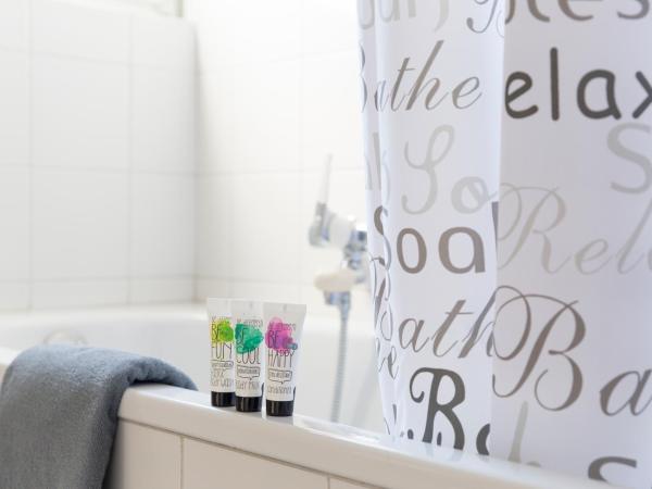 Smart-HOTEL MINUSIO, a Benvenuti Hotel : photo 3 de la chambre chambre familiale avec balcon