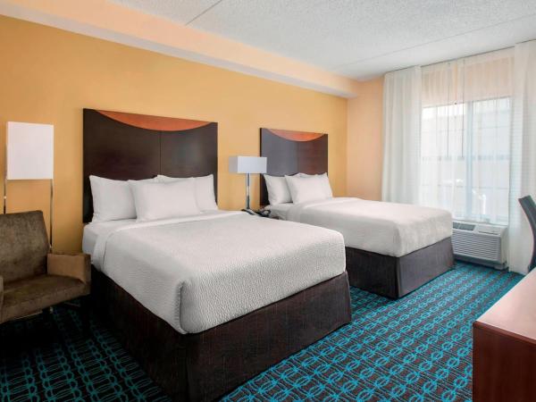 Fairfield inn & Suites by Marriott Baltimore Downtown/Inner Harbor : photo 1 de la chambre chambre avec 2 grands lits queen-size