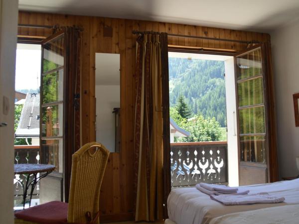 Hotel Le Genepy : photo 2 de la chambre chambre lits jumeaux spacieuse