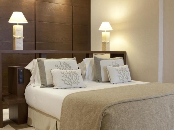 Las Arenas Balneario Resort : photo 3 de la chambre suite junior - vue sur mer