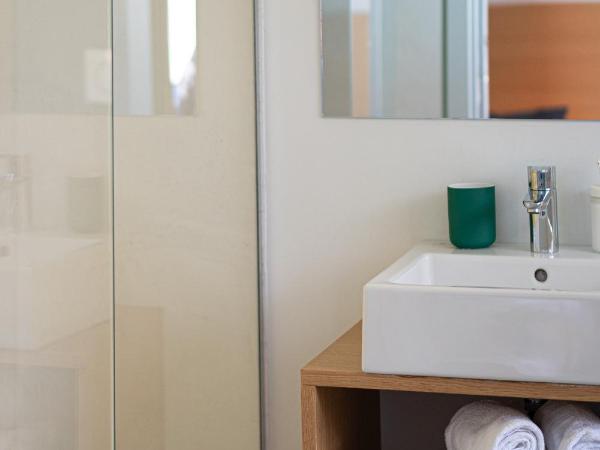 Bed and Bike Verona : photo 8 de la chambre chambre double ou lits jumeaux deluxe – vue sur jardin